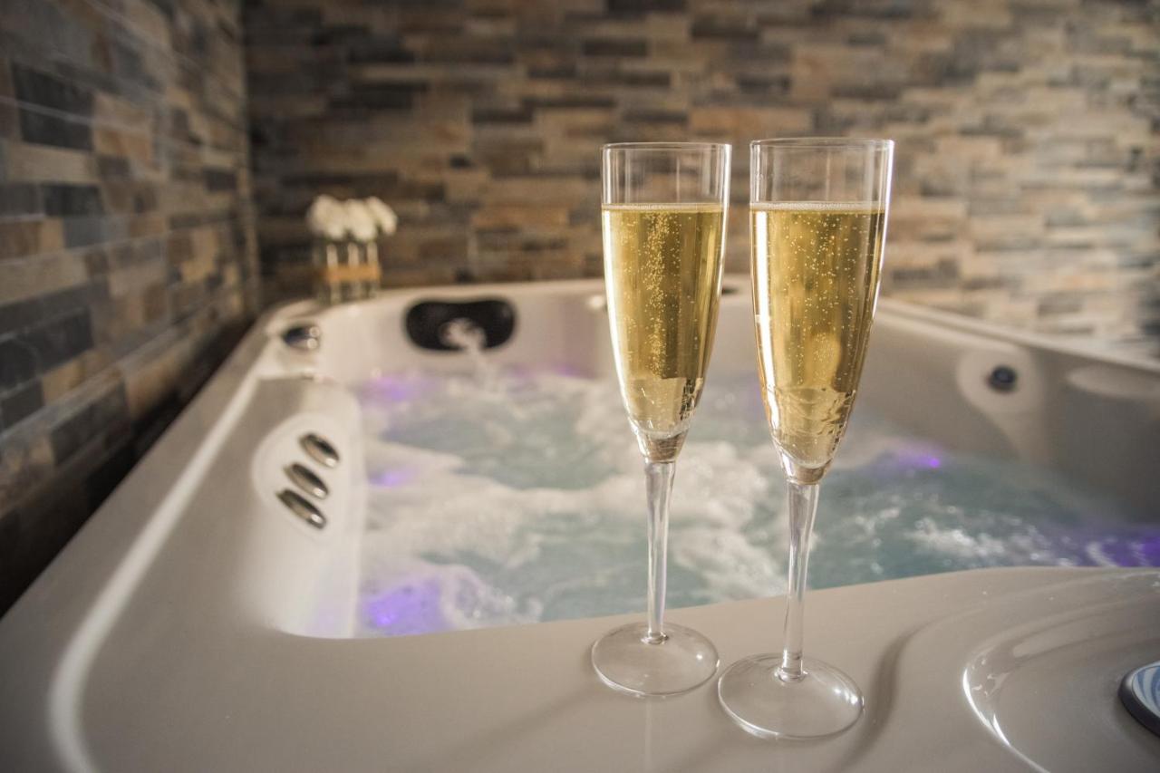 Suite Avec Jacuzzi Privatif Barcares Plage Le Barcarès Buitenkant foto