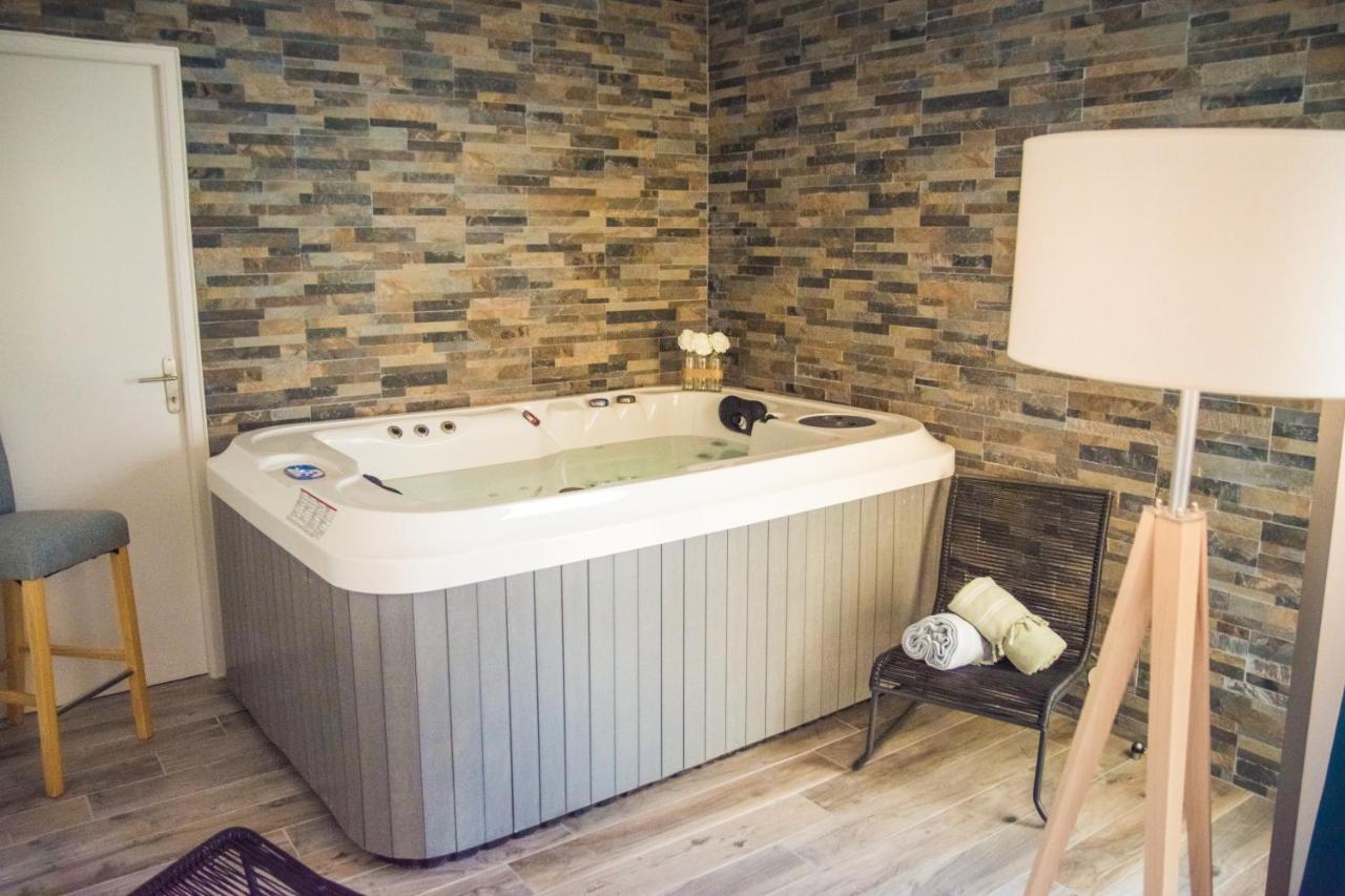 Suite Avec Jacuzzi Privatif Barcares Plage Le Barcarès Buitenkant foto